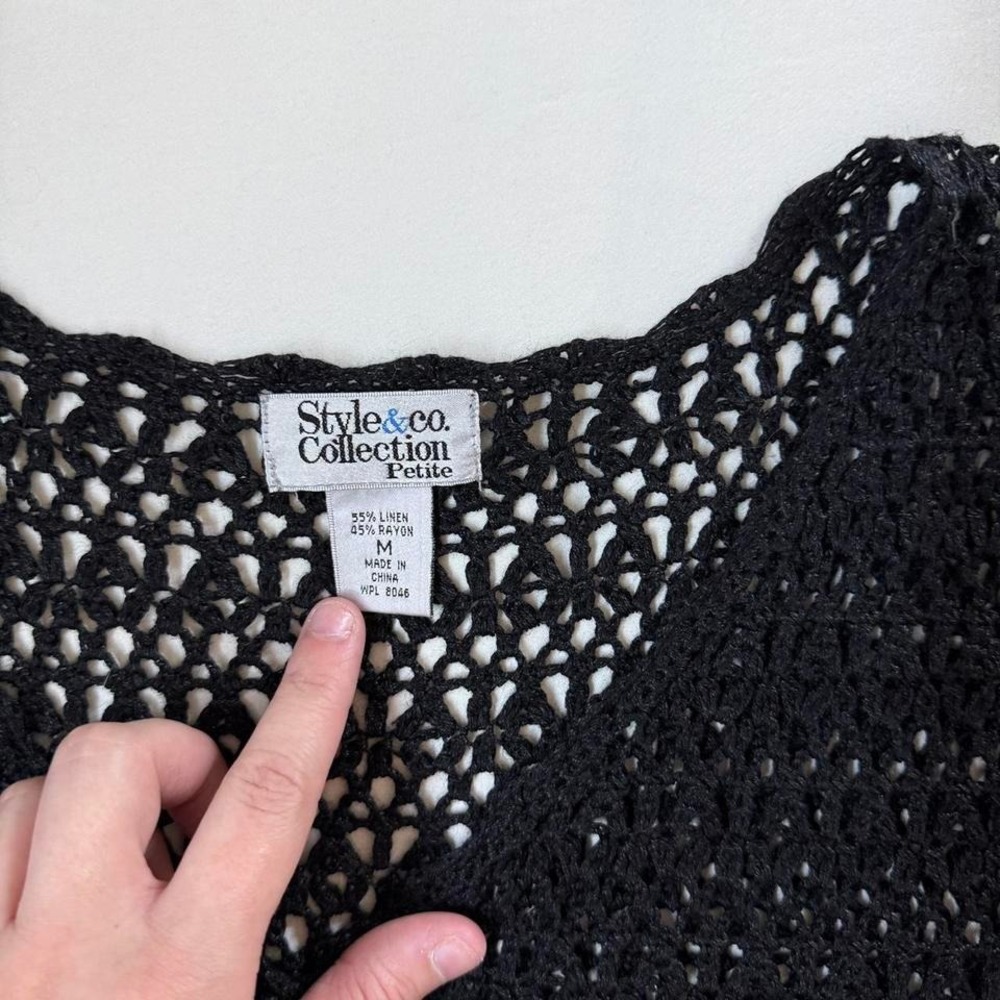 Y2K Style & Co black crochet cardigan size petite medium - Picture 4 of 5
